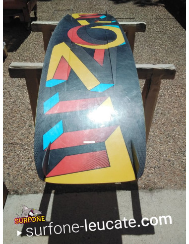 F-One ACID 132 x 40 cm 2017 d'occasion